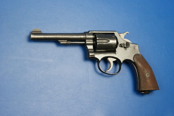 L194_Smith__Wesson_Military_and_Police_.38SW