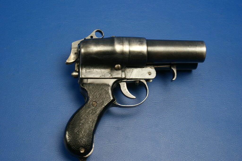 L269_Kayaba_Arsenal_Typ_90_Zwilling_28mmSignalJapan